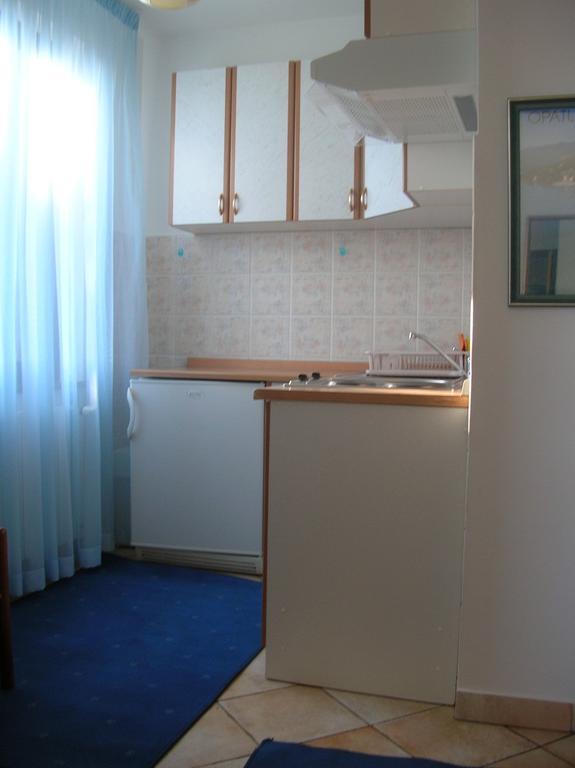 Vacation Home Lucija Slatina  Eksteriør billede