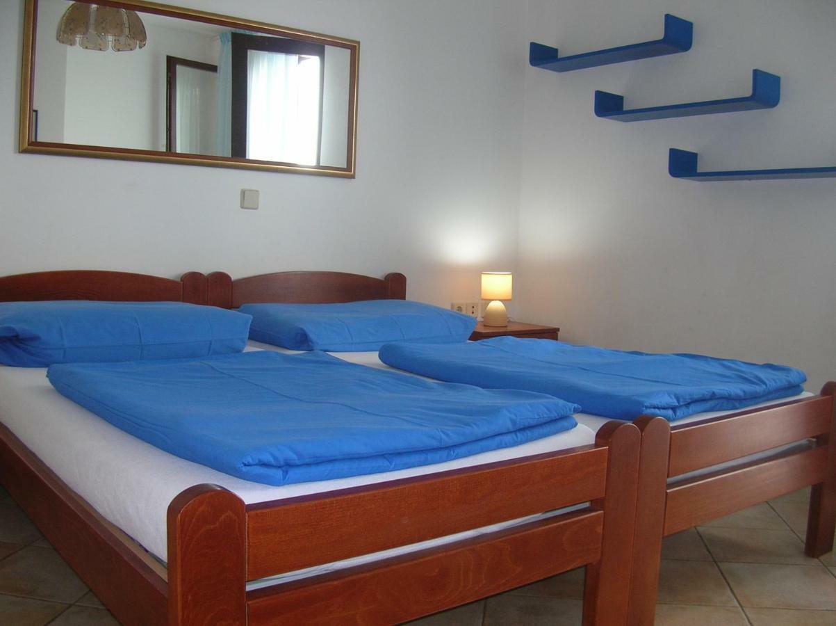 Vacation Home Lucija Slatina  Eksteriør billede