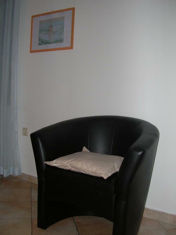 Vacation Home Lucija Slatina  Eksteriør billede