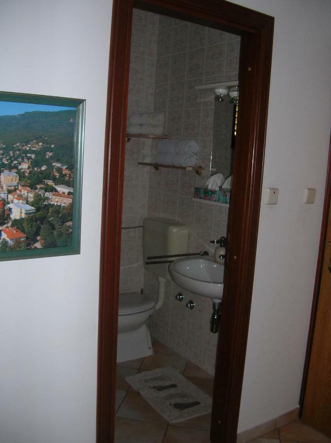 Vacation Home Lucija Slatina  Eksteriør billede